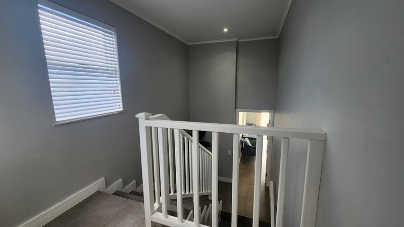 To Let 4 Bedroom Property for Rent in Pinnacle Point Golf Estate Western Cape